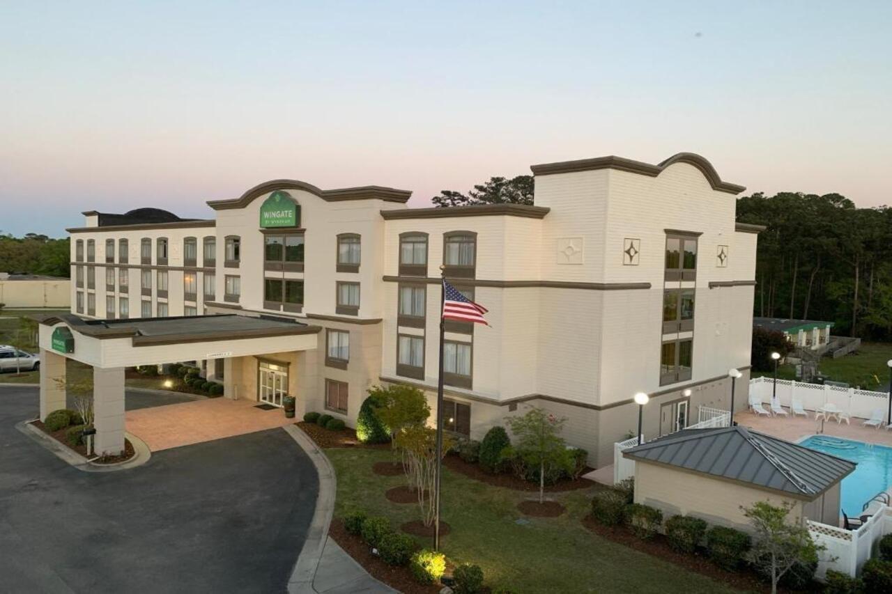 Hotel Wingate By Wyndham Southport Esterno foto