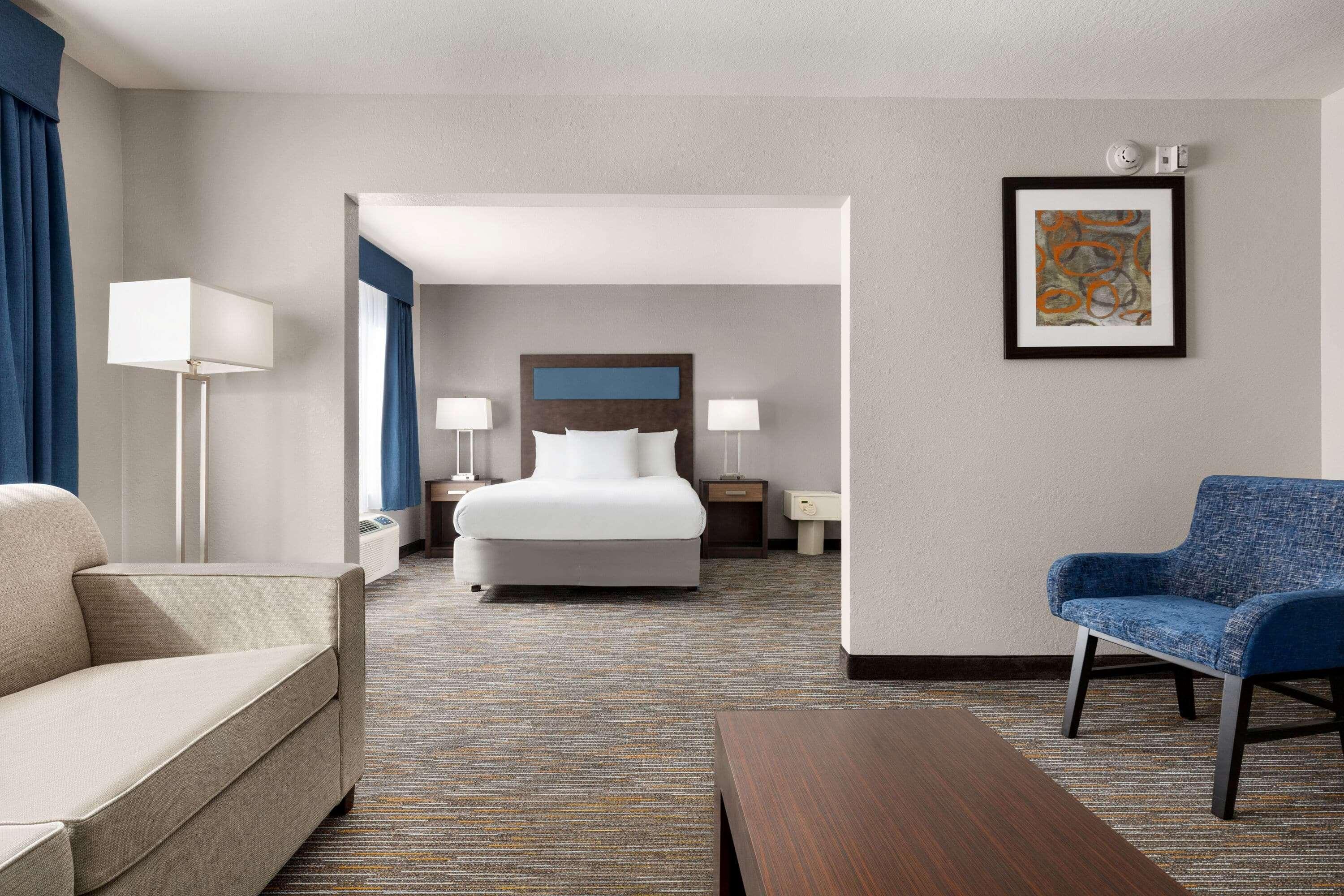 Hotel Wingate By Wyndham Southport Esterno foto