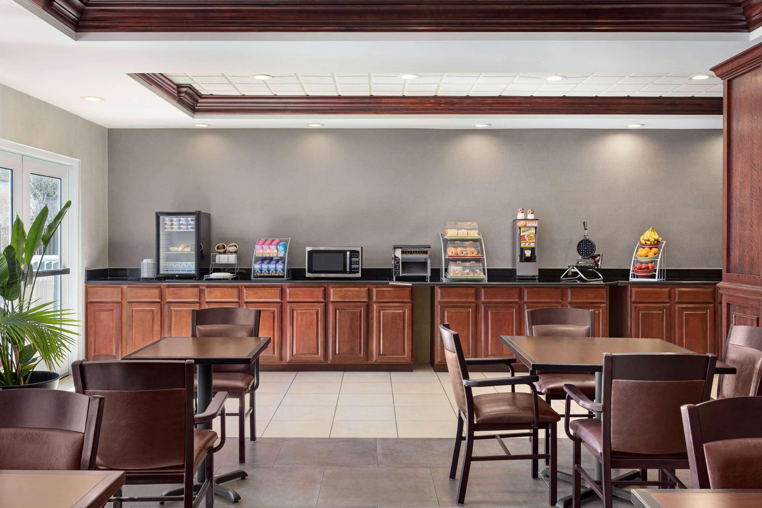 Hotel Wingate By Wyndham Southport Esterno foto